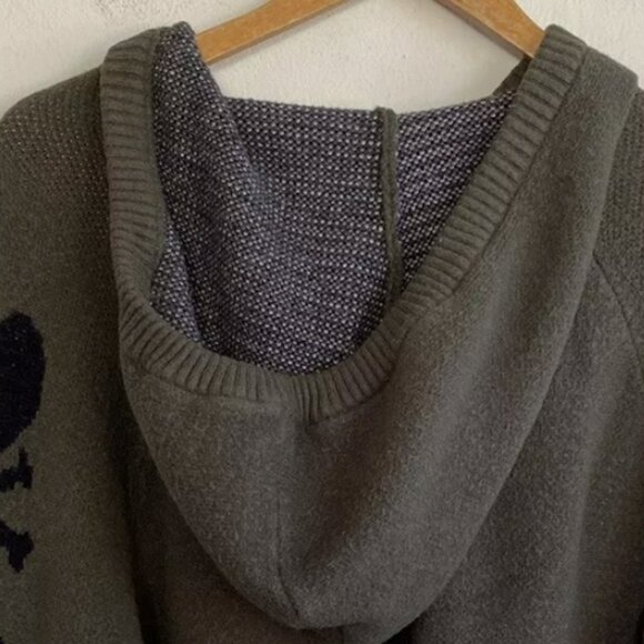 Torrid Hooded Sweater Heart Cross Bone Green Size 1X Long Sleeve Tunic Hoodie - Picture 10 of 10